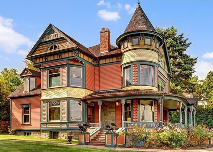 the-main-elements-of-the-queen-anne-victorian-home-style-arrow-hill-cottage